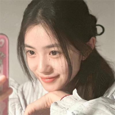 解约后，我闪婚成了乐坛顶流